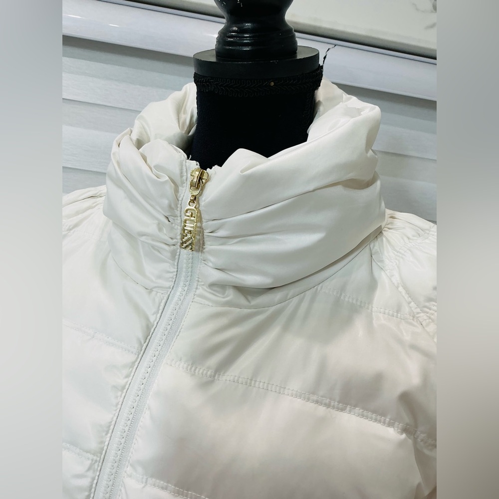 GUESS puffer jacket 💖 - Picture 12 of 15